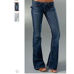 William Rast Jeans - William Rast Belle Flare Sz 31Retails $209 William Rast Jeans - William Rast Belle Flare Sz 31Retails $209